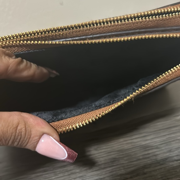 Michael kors jet set double zipper wallet ❤️ - Picture 6 of 7